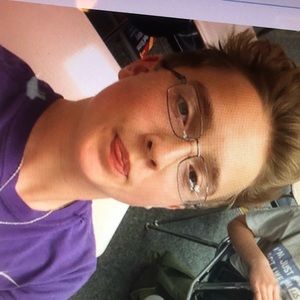 Meet your Posher, Seth